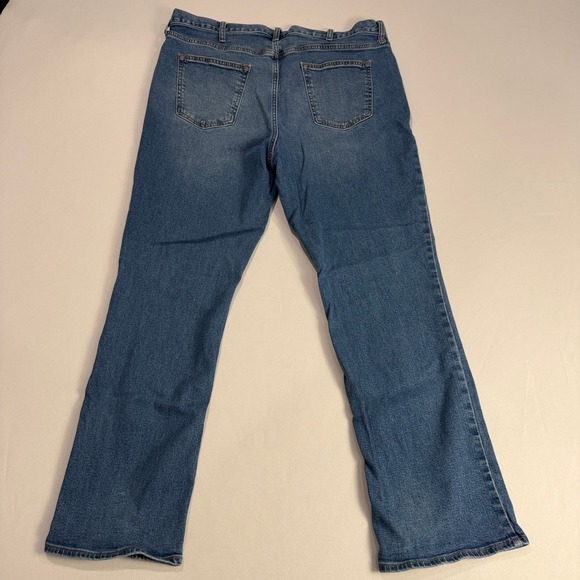 Old Navy Mens Straight Leg Built-In Flex Jeans - Size 40x32 - Blue Denim - Picture 2 of 9